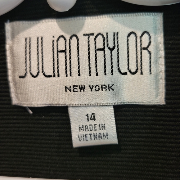 Julian Taylor N.Y. Fashionable Sleek Black Zip Jacket Size 14 - Picture 7 of 10